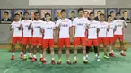 Gaya anggota tim Thomas Indonesia saat sesi foto dalam acara pelepasan tim Thomas-Uber Indonesia di Pelatnas Bulutangkis PBSI, Cipayung, Jakarta, (9/5/2016). (Bola.com/Arief Bagus)