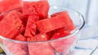 Jangan Kaget, Buah Ini Bikin Tinja Jadi Kemerahan