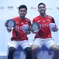 Ganda putra Indonesia&nbsp;Leo Rolly Carnando/Daniel Marthin menjuarai Singapore Open Open 2022 yang berlangsung di Singapore Indoor Stadium, Minggu (17/7).&nbsp;ni merupakan gelar perdana BWF World Tour yang dimenangkan pasangan berjuluk The Babbies itu. (foto: PBSI)