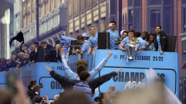 FOTO: Parade Kemenangan Manchester City di Liga Inggris