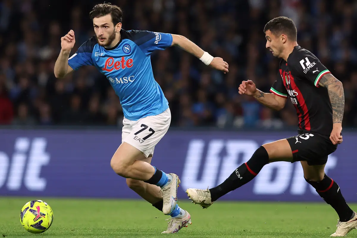 Liga Italia: AC Milan Bantai Napoli 4 Gol Tanpa Balas