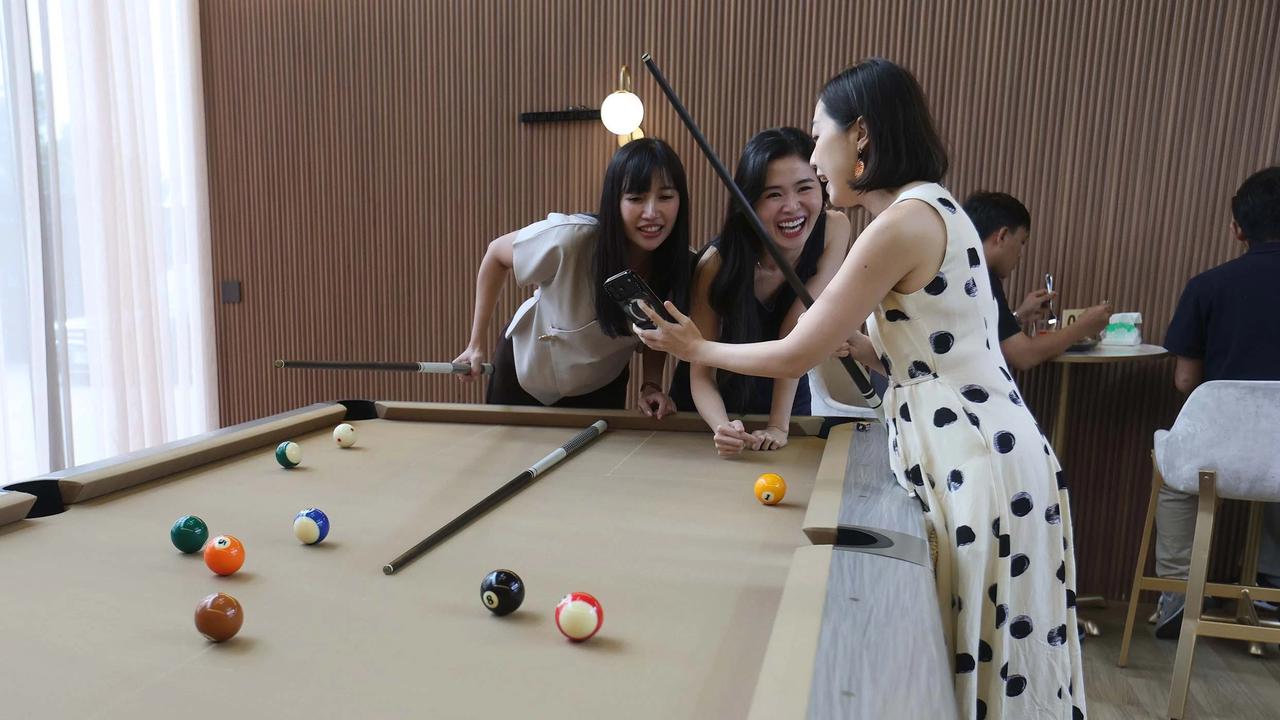 FOTO: Gowadra Billiard Hadirkan Ruang Hiburan Keluarga di PIK 2