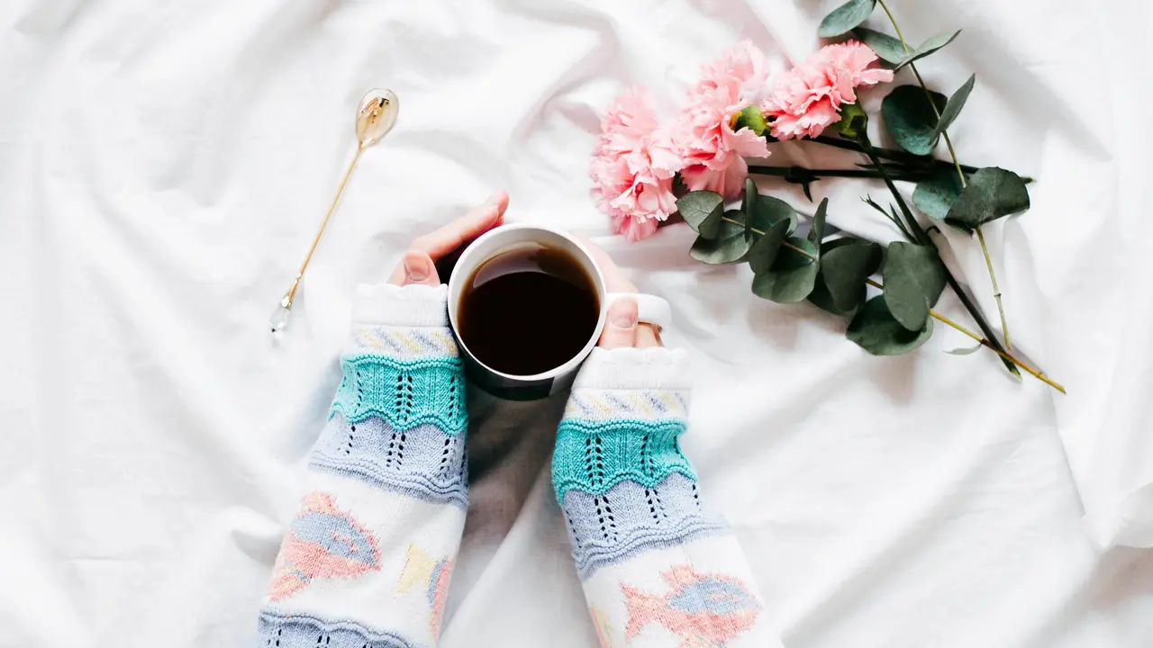 5 Minuman Sehat Pengganti Kopimu di Pagi Hari