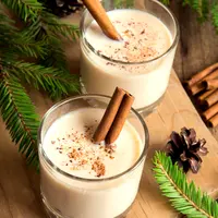ilustrasi eggnog/copyright By Oksana Mizina (Shutterstock)