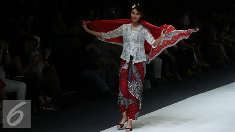 20151029-Jakarta-Fashion-Week-2016-Dominique-Diyose