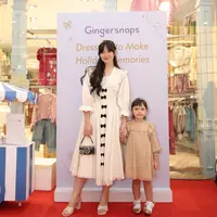 Gingersnaps bersama Asmirandah dan Chloe Emanuelle perlihatkan Koleksi Pakaian Anak. [Daniel Kampua/Fimela]