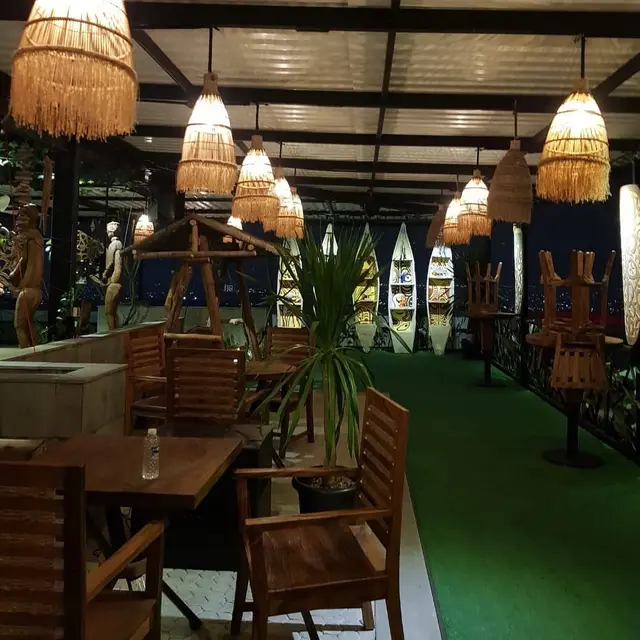 Bertema Papua, Ini 6 Potret Restoran Milik Teuku Rassya