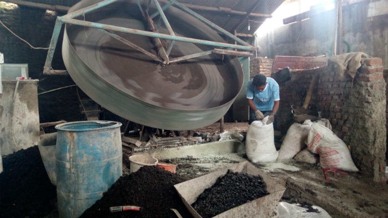 Sadarkan Petani Garut dengan Kampanye Pupuk Organik