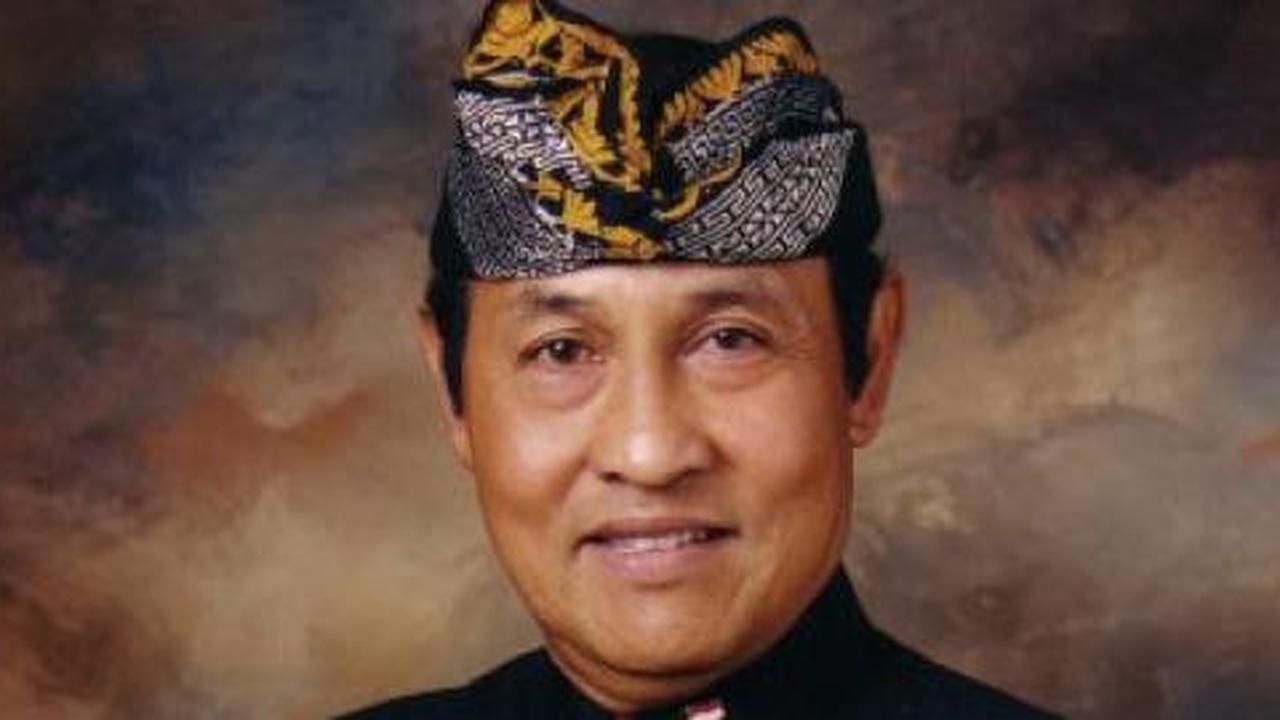 Tidak terpilih sebagai komandan Kopassus karena beragama Hindu