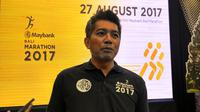 Presiden Direktur PT. Bank Maybank Indonesia, Taswin Zakaria, memberikan keterangan kepada awak media terkait Maybank Bali Marathon 2017, Kamis (16/3/2017). (Bola.com/Oka Akhsan)