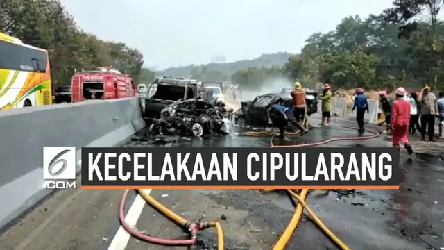 Kecelakaan maut terjadi di ruas tol Cipularang, Jawa Barat. Kecelakaan beruntun yang melibatkan lebih dari satu kendaraan ini setidaknya menelan 6 korban tewas.