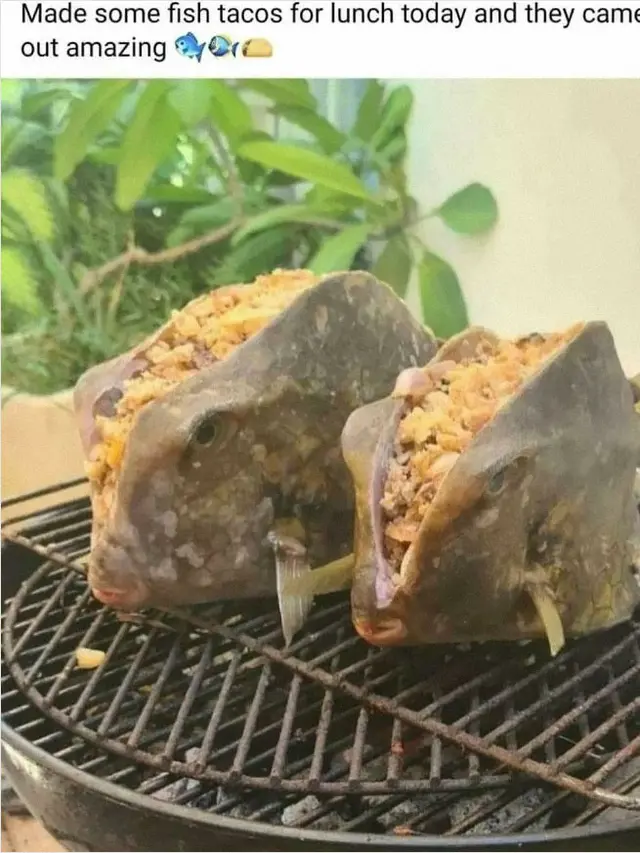 7 Penyajian Makanan Ini Absurd Banget, Bikin Bingung Menyantapnya
