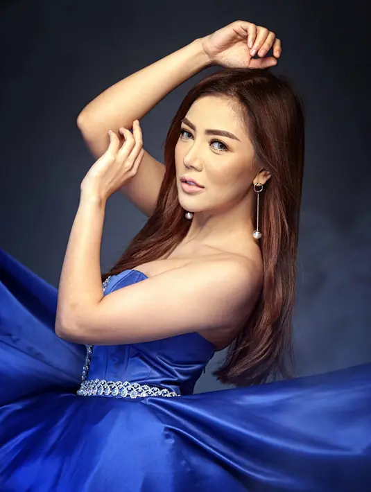 Begitu juga yang dirasakan oleh pemeran Bella Shofie. Pemeran dalam film Sarang Hantu Jakarta (2014) itu mulai mengurangi kegiatannya di dunia entertainment. Demi mempersiapkan masa depannya. (Deki Prayoga/Bintang.com)