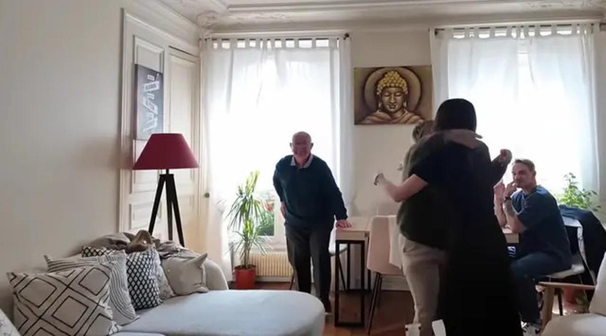 6 Potret Ruang Tamu Rumah Alyssa Daguise di Paris, Dekorasi Klasik Bikin Terpukau