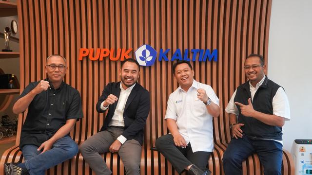 FOTO Borneo FC dan Pupuk Kaltim