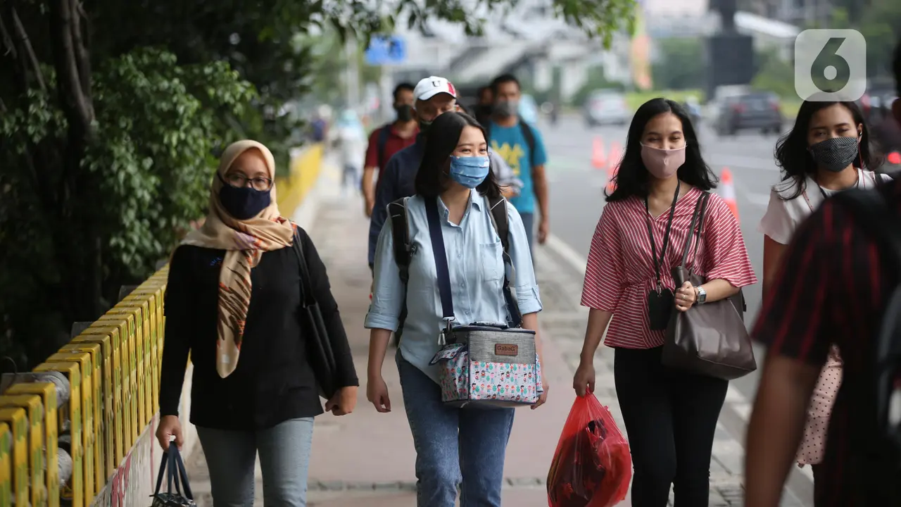 FOTO: Pemprov DKI Bagi Sif Kerja di Masa PSBB Transisi