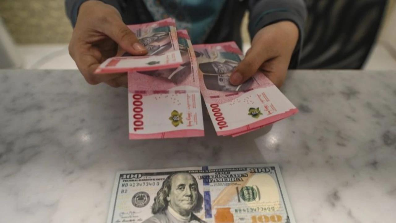 Rupiah Turun Lagi Sore Ini di Level Rp 16.776