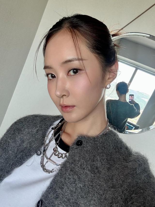 Kwon Yuri (Girls' Generation)