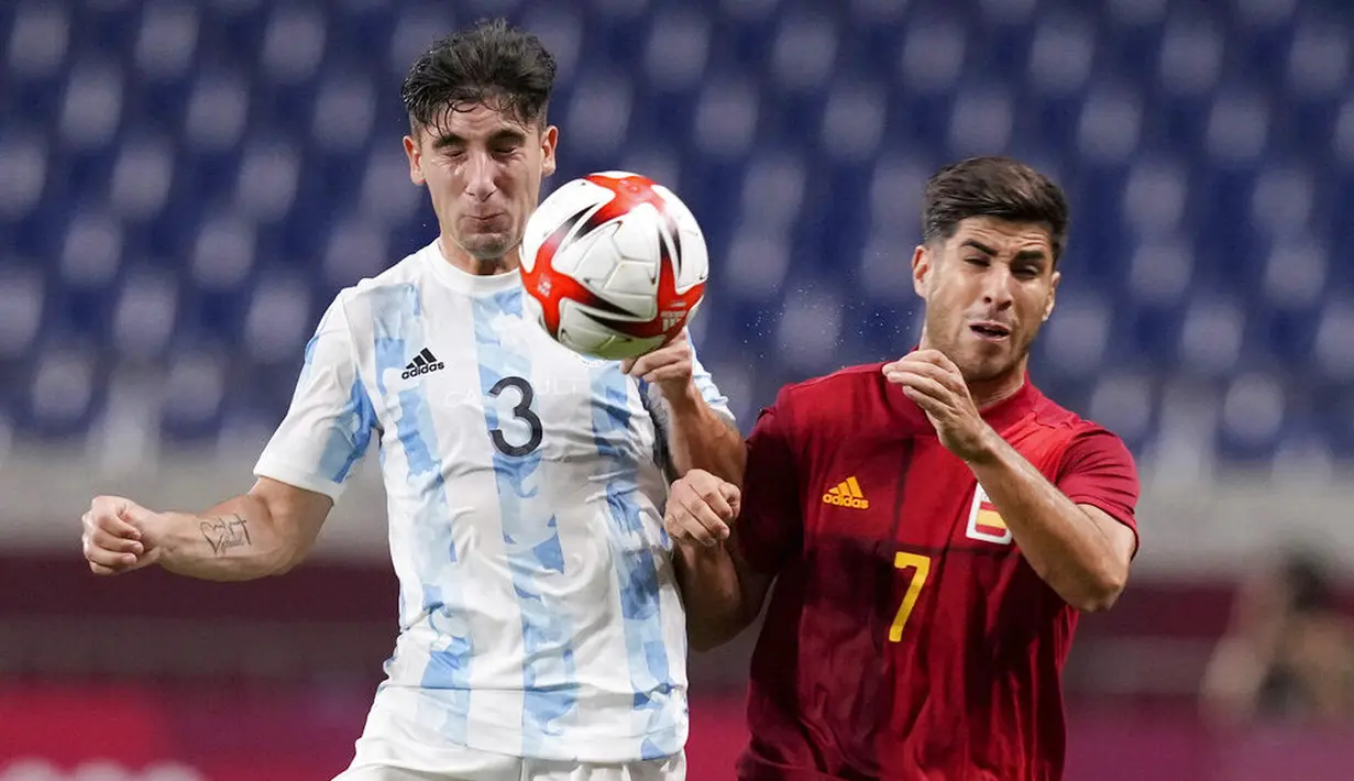 Marco Asensio - Gelandang Real Madrid ini merupakan salah satu pemain kunci keberhasilan Tim Matador lolos sebagai juara grup di Olimpiade Tokyo 2020. Pergerakan cepat dan umpan akuratnya sukses membuat lawan kerepotan. (Foto: AP/Martin Mejia)