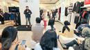Brand Manager G2000, Tomy Jap saat peluncuran winter collection 2015 di Grand Indonesia, Jakarta, Selasa (15/12/2015). (Liputan6.com/Yoppy Renato)