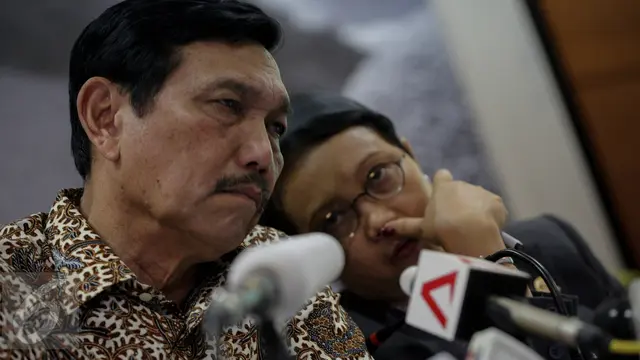 20151012-El Nino Bikin Menko Luhut Pusing Atasi Kebakaran Hutan-Jakarta