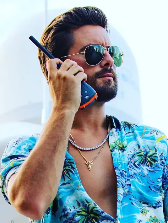 Scott bahkan menuliskan di Instagram bahwa mereka tak pernah putus. (instagram/letthelordbewithyou)