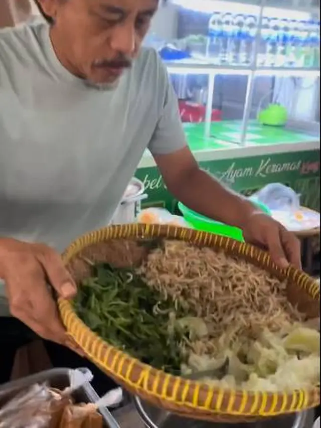 7 Momen Epy Kusnandar dan Istri Masak Bareng Untuk Jualan di Kantin Ini Kompak