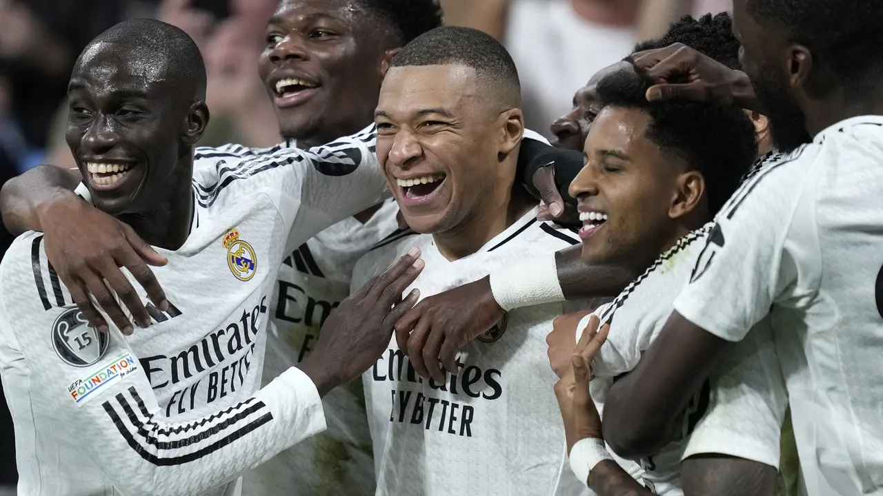 Foto: Penampilan Spektakuler Kylian Mbappe, Cetak Hattrick untuk Singkirkan Man City di Liga Champions