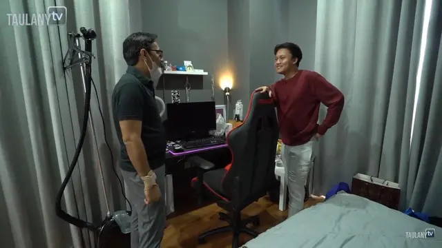 Potret Kamar Tidur Rizky Febian, Foto Anya Geraldine Jadi Sorotan. (Sumber: YouTube/Taulany TV)