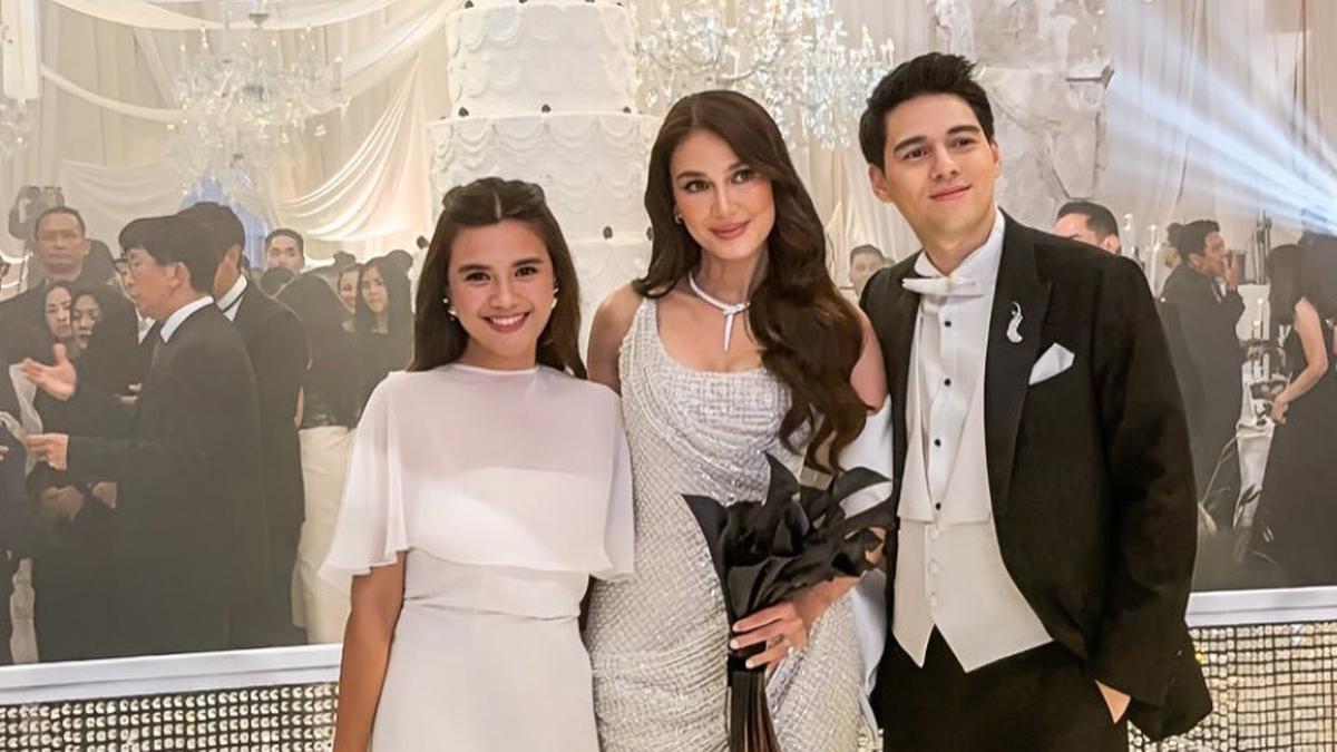 Bukan Hitam, 7 Adu Gaya Artis Kenakan Busana Putih saat Hadir Resepsi Luna Maya dan Maxime dari Marsha Aruan hingga Audi Marissa