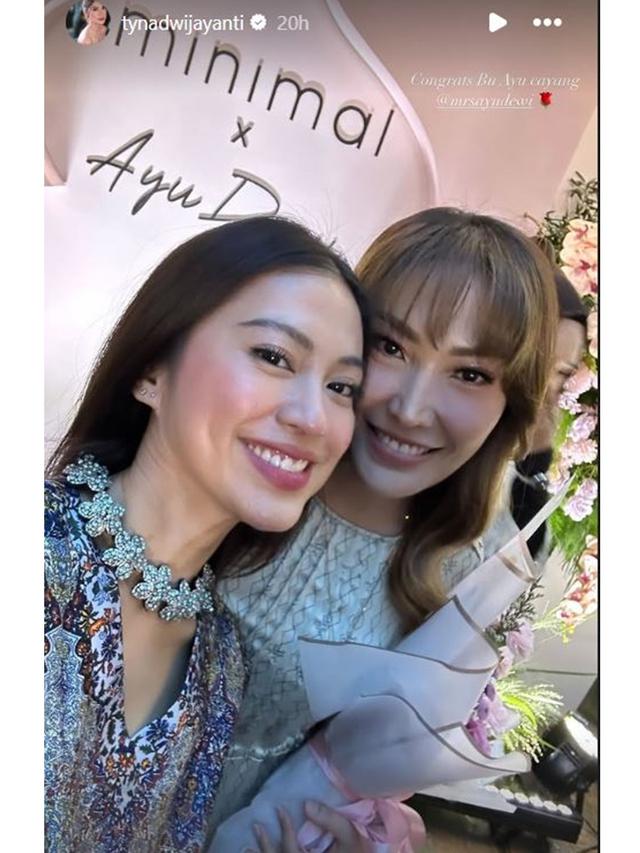 6 Potret Artis di Acara Kolaborasi Busana Koleksi Ramadhan Ayu Dewi, Ada Geng Cendol