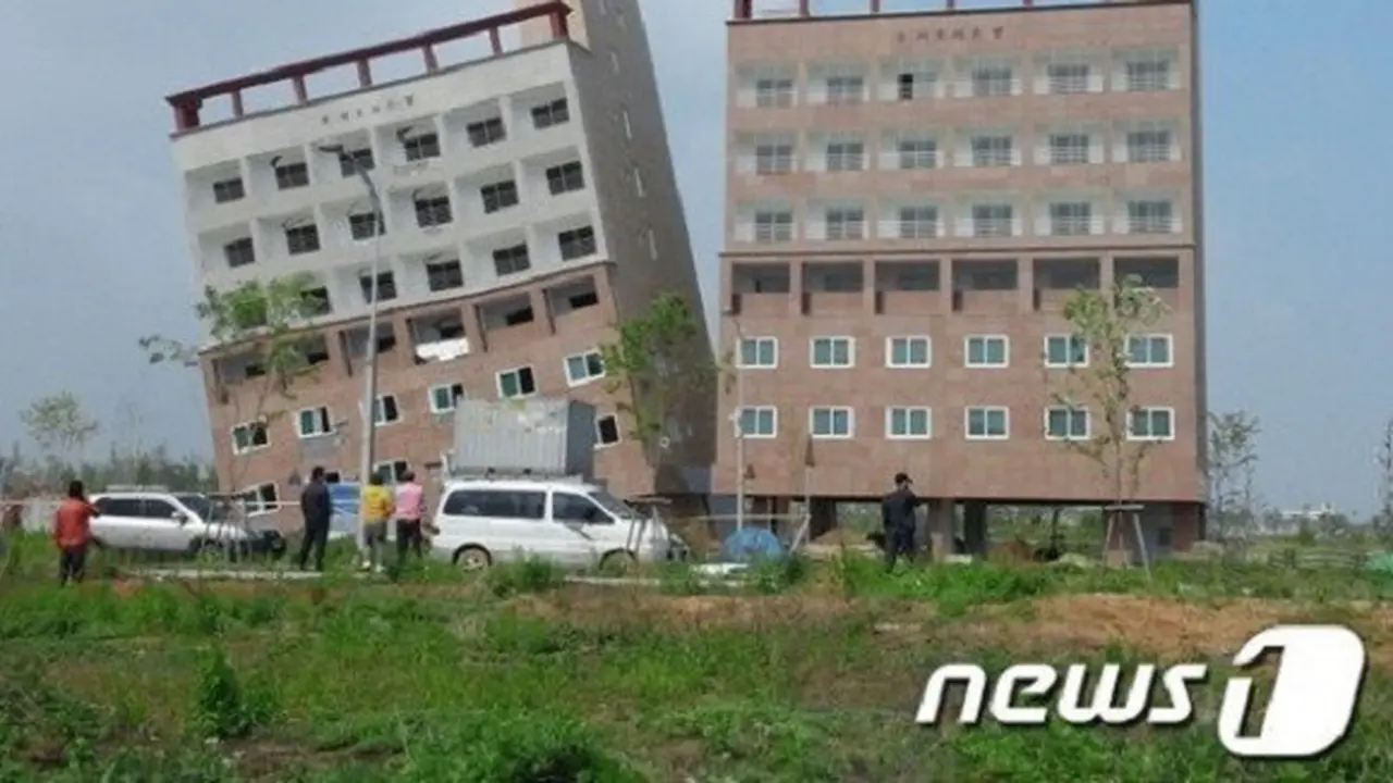 Miring 30 Derajat, Apartemen di Seoul Mirip 'Menara Pisa'