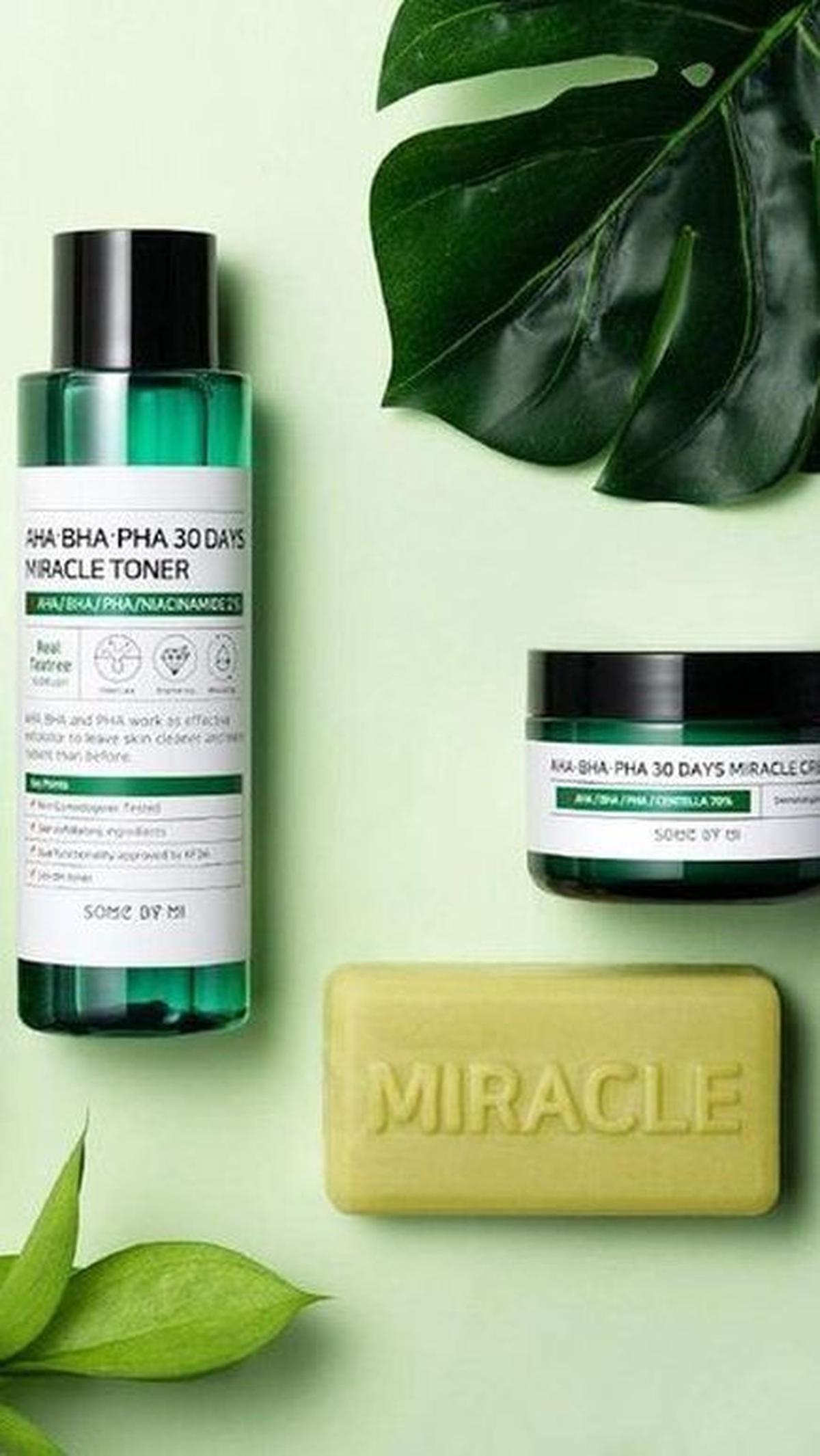 Cara Memilih Skincare yang Mengandung AHA dan BHA<br>
