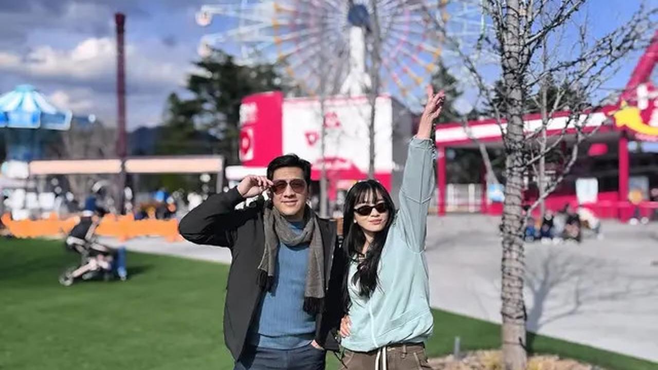 7 Potret Hesti Bertemu Geng Palawija Saat Liburan di Jepang, Jajal Rumah Hantu