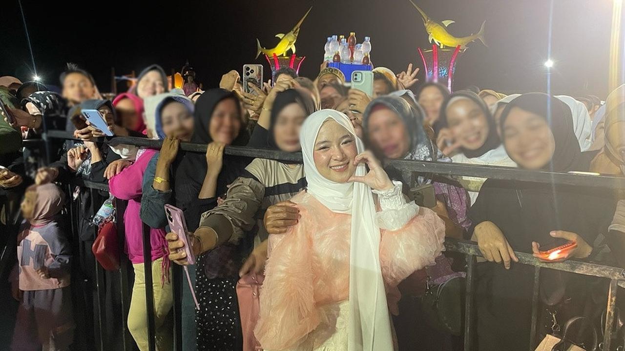 Sudah Menikah dengan Ayus Sejak Juli, Potret Nissa Sabyan yang Kini Makin Cantik dan Selalu Terlihat Bahagia