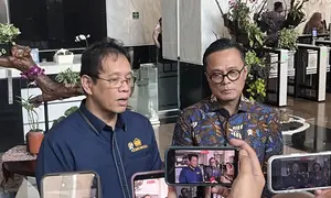 Purbaya Bahas Pengalihan Aset KCIC ke Kemenkeu Dengan Danantara. (Liputan6.com/Immanuel C)