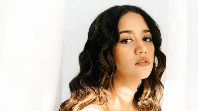 Tiara Effendy kembali merilis single terbarunya yang berjudul Sama Rata