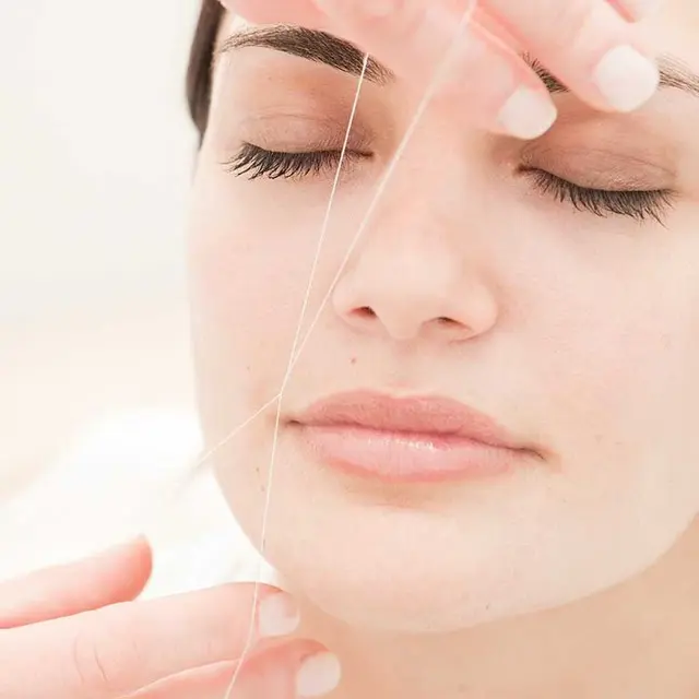 Kumis pada perempuan