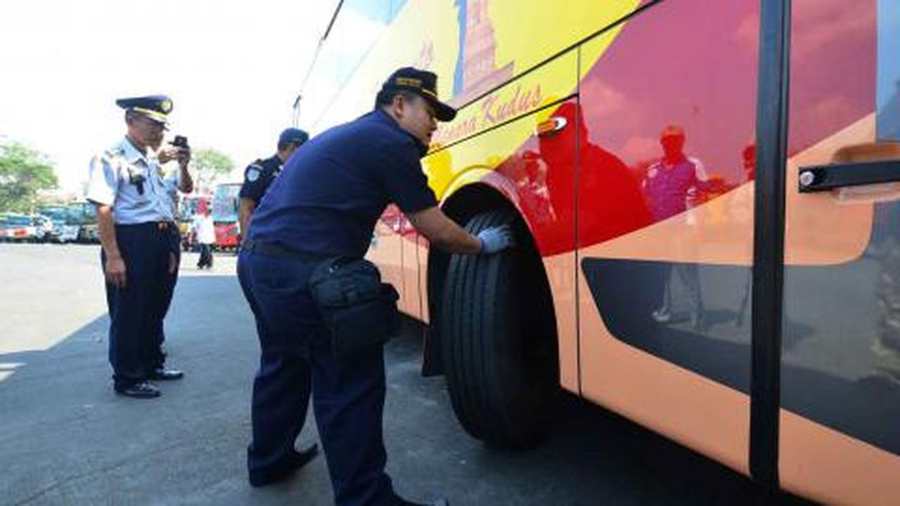 13 Bus di Terminal Cicaheum tak lolos uji
