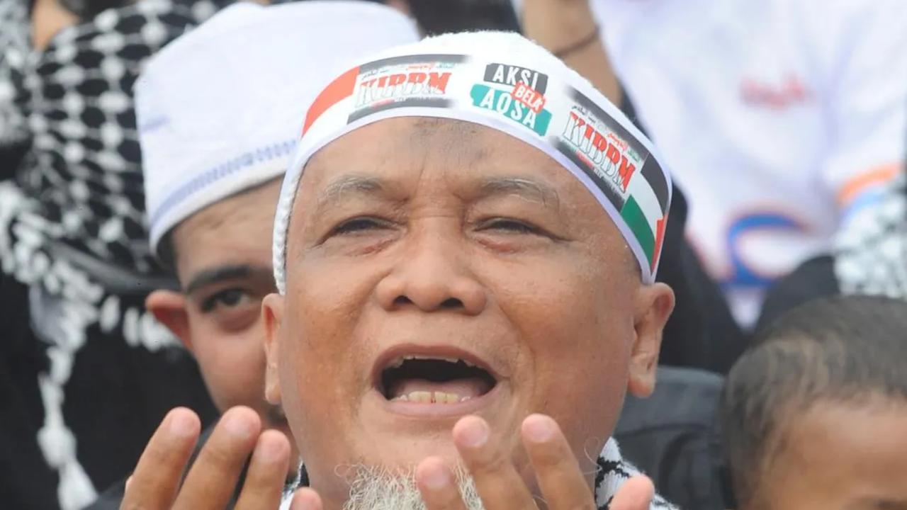Doa pun mereka panjatkan untuk keselamatan warga Palestina di Gaza.
