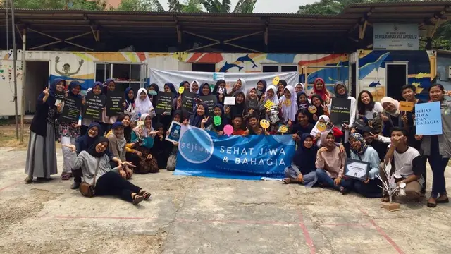 [Fimela] Komunitas Sejiwa Ajak Remaja dan Perempuan Indonesia Hidup Bahagia