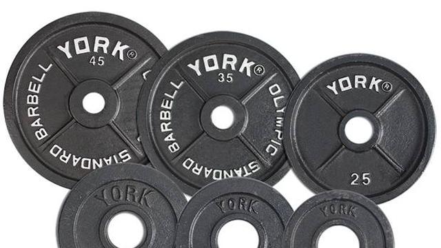 Ilustrasi Angkat Besi