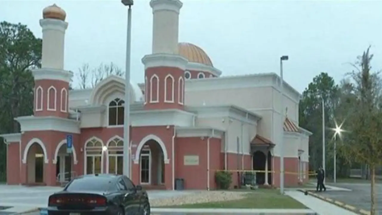 Masjid di New Tampa, Florida, Amerika Serikat