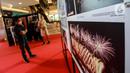 Sejumlah foto dipamerkan saat Pameran Foto Potret 7 Presiden RI dengan tema "7 Citizen No.1" di Mall Neo Soho, Jakarta, Selasa (22/11/2022). Pameran menampilkan potret perjalanan presiden yang terekam oleh pewarta foto dari Presiden Pertama Ir. Soekarno sampai presiden sekarang Joko Widodo atau Jokowi. (Liputan6.com/Johan Tallo)