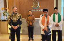 VIDEO: Momen Pram-Rano Datangi Jaksa Agung: Jangan Ada yang Memanfaatkan