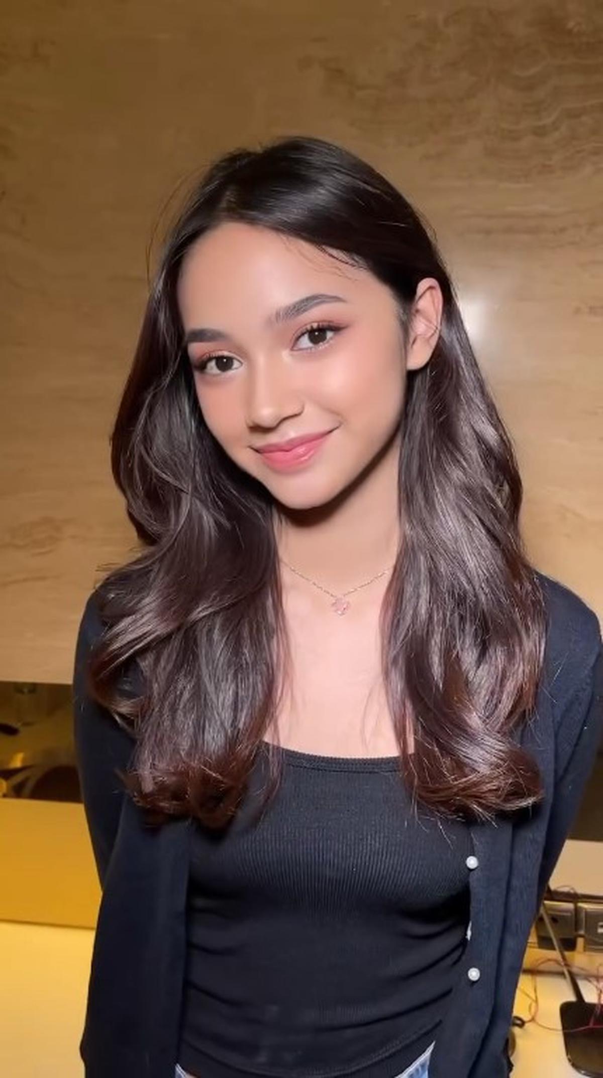 8 Potret Sidney Anak Cut Tari dengan Makeup Flawless, Cantik dan Tidak Berlebihan - Sesuai Umur