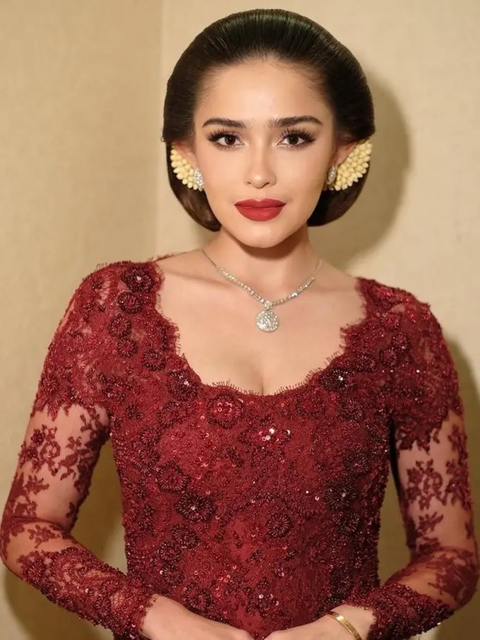 [Fimela] Yasmine Wildblood