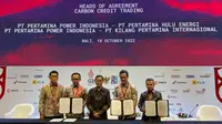PHE melakukan penandatanganan Perjanjian Pokok (Heads of Agreement – HOA) Perdagangan Karbon Kredit dengan PT Pertamina Power Indonesia (PPI) di Bali, Selasa (18/10).