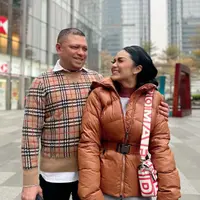 Unggah Foto Throwback, Alis Krisdayanti Bikin Salfok Netizen. (Foto: instagram.com/krisdayantilemos)