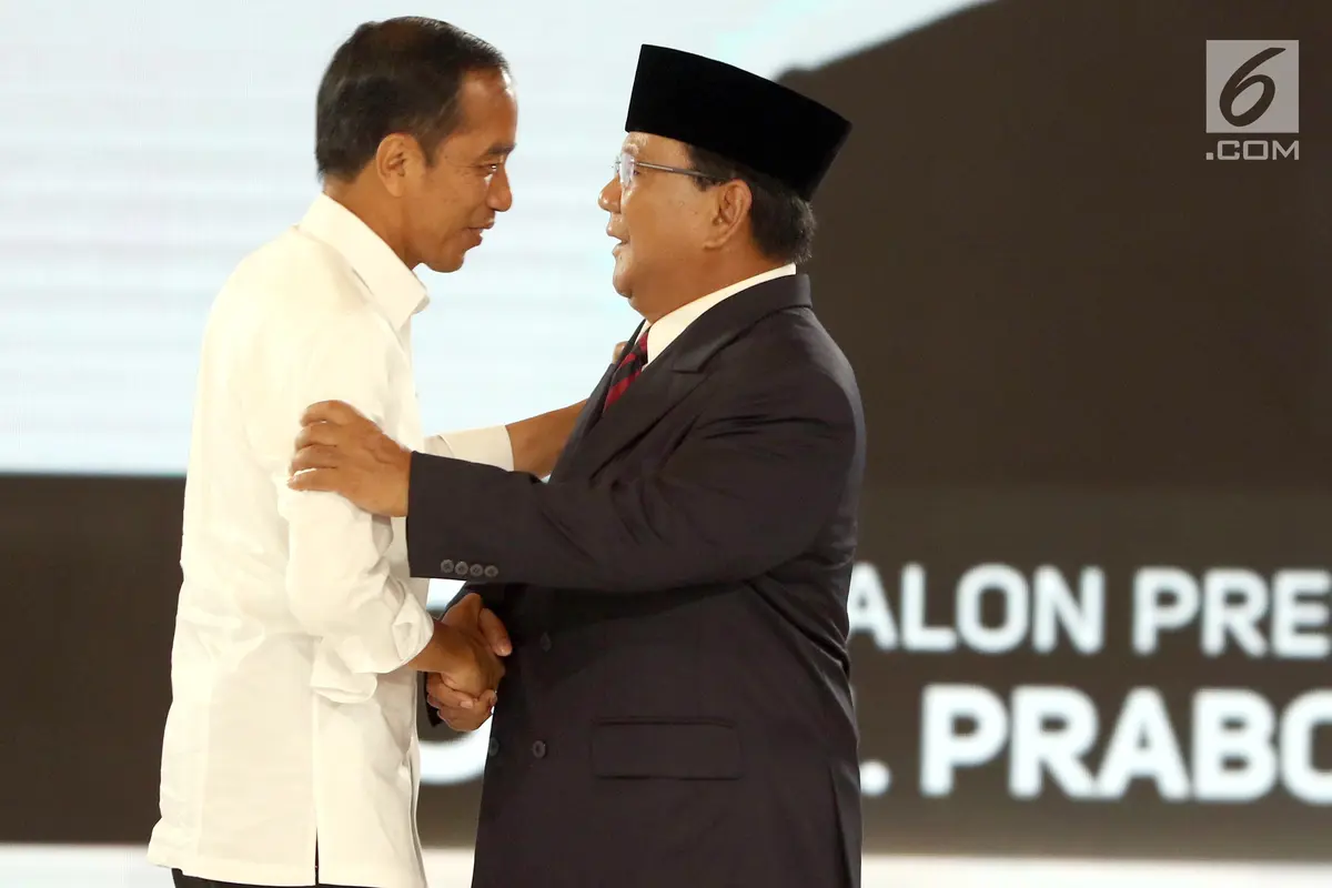 Moment Keakraban Dua Calon Presiden Usai Debat Pilpres 2019